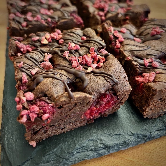 MÁLNÁS BROWNIE kocka (2025-06-03)